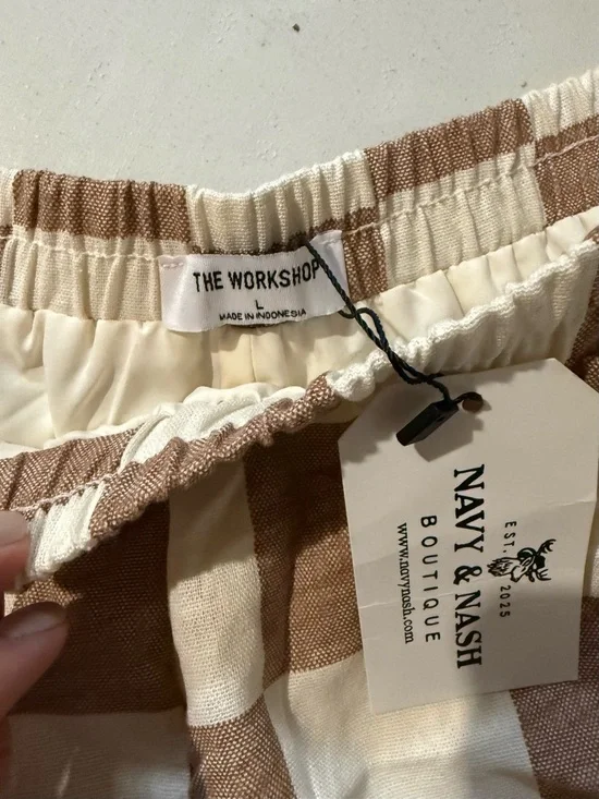 Workshop Republic Clothing Brown & Cream High-Waist Checkerboard Shorts - Picture 2 of 2